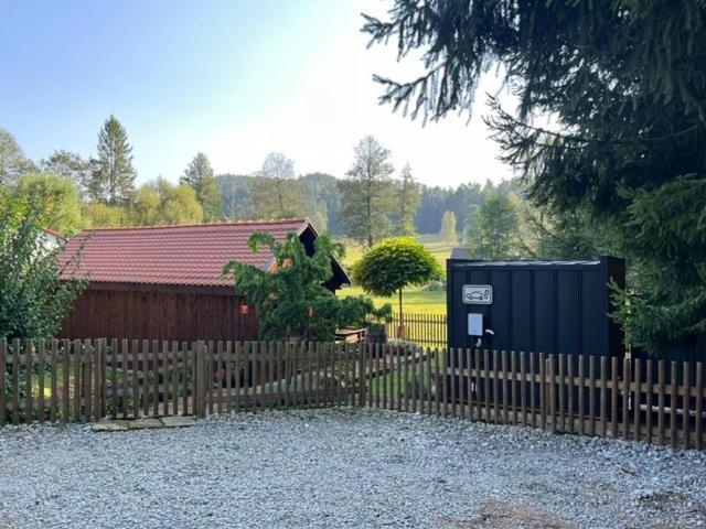 הוילה Jetřichovice Tiny House Vsemily מראה חיצוני תמונה